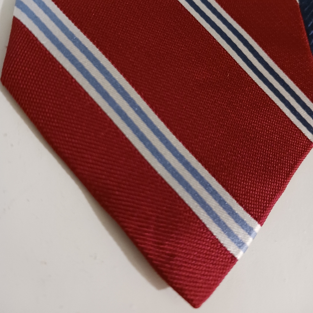 Tie - Picture 3 of 6